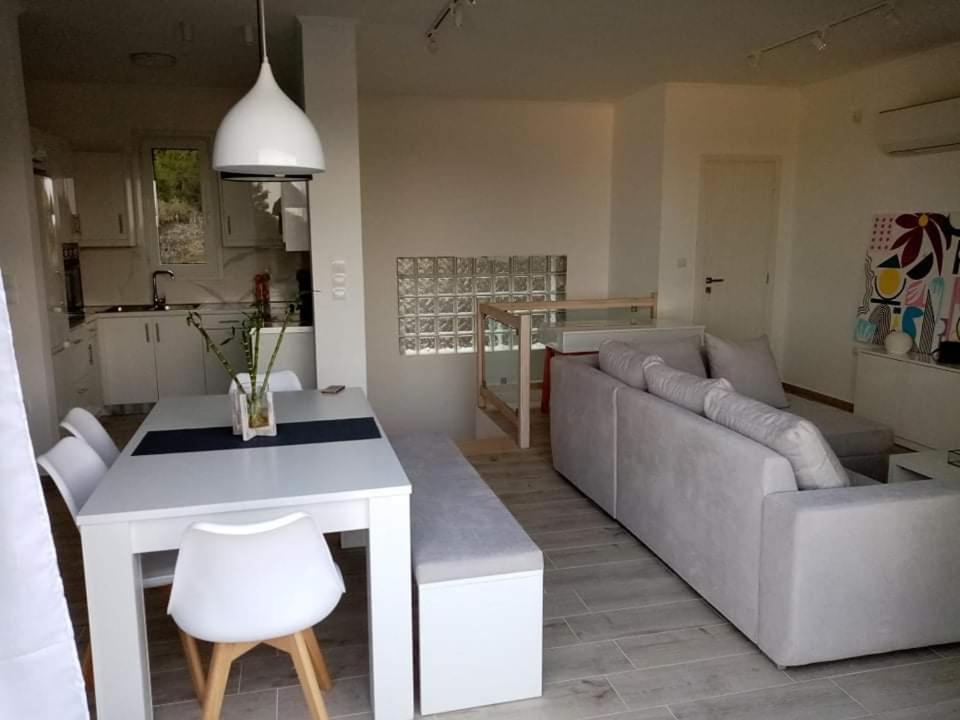 Nera'S View Apartment Epidaurus Bagian luar foto